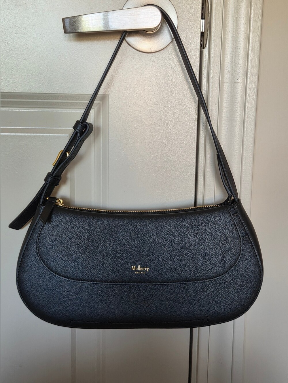 Mulberry Clovelly Leather Shoulder Bag in Black